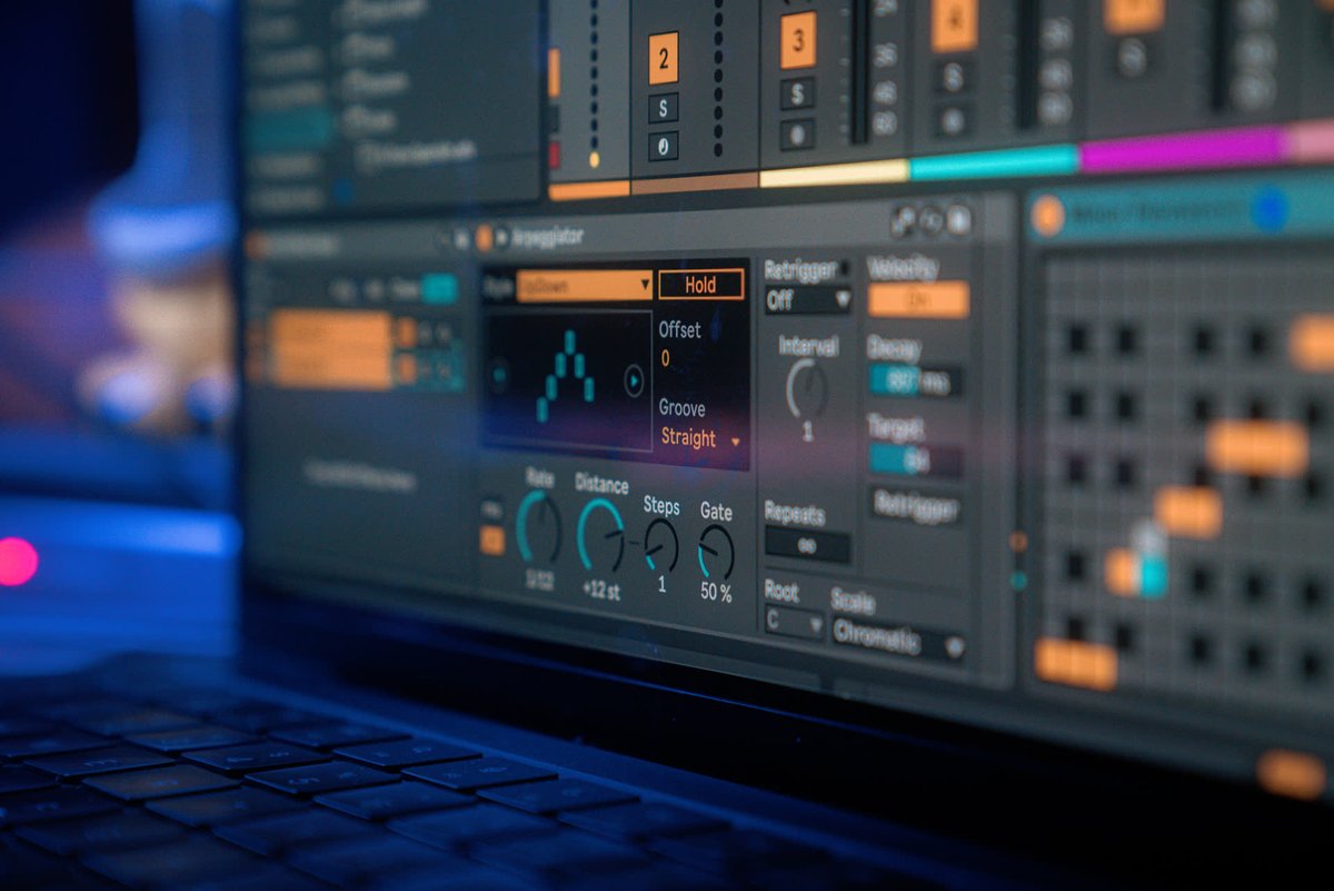 p_ATCHES's tweet image. Transferring and updating all 60 tutorial and product pages on the site has been no joke 🥱

#ableton #abletontips