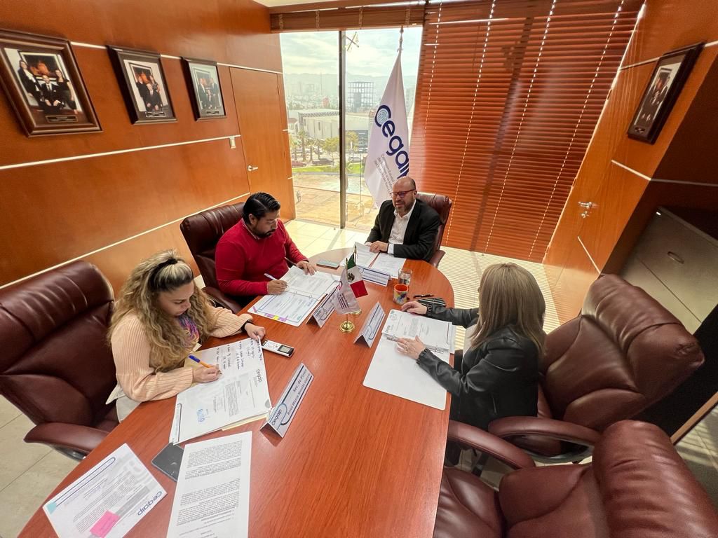 Cegaip's tweet photo. #SesiónDePleno
Se aprobó un exhorto a todos los actores involucrados en el proceso electoral para que cumplan con lo mandatado por la Ley de Transparencia y la protección de datos personales.
#MerecesSaber https://t.co/qUDX1HAtmw