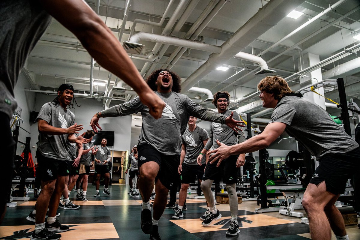 MeanGreenFB's tweet image. Culture drives behavior. Behavior drives results.

#GMG🦅 | #Rep1