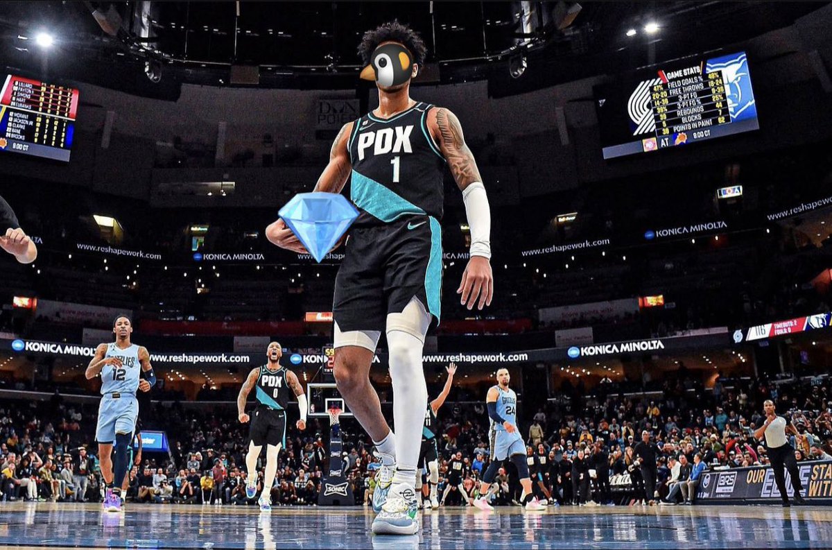 __LordPenguin's tweet image. Penguin 1/17 Card

$25 to 6 ppl who L &amp;amp; RT if we sweep 🫶🏼

💥 1.25U Khris Middleton over 26.5 PRA
🐧 Clint Capela over 8.5 R
🐧 Trae Young over 27.5 P
😅 Alperen Sengun under 36.5 PRA
😅 Jayson Tatum under 5.5 A
💎 Anfernee Simons over 33.5 PRA

🌝 Cheat Sheet Lay +316

Lmk which…