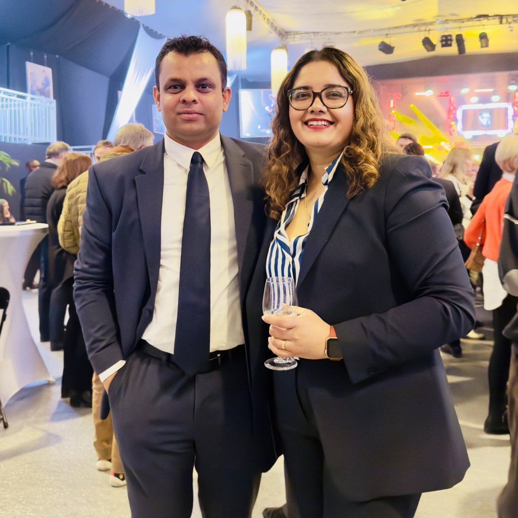 Bharatha Thennakoon (@iambharatha) on Twitter photo Cher maire <a href="/brunobeschizza/">Bruno Beschizza</a> merci de m'avoir invité. Et merci pour tout ce que vous faites pour rendre le village agréable et formidable <a href="/AulnaySousBois/">Ville d'Aulnay-sous-Bois</a> Cher maire <a href="/brunobeschizza/">Bruno Beschizza</a> merci de m'avoir invité. Et merci pour tout ce que vous faites pour rendre le village agréable et formidable <a href="/AulnaySousBois/">Ville d'Aulnay-sous-Bois</a>