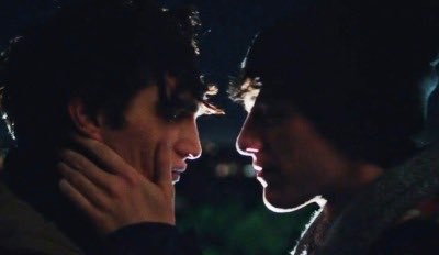 non preoccuparti. solo malinconia. 
#skamitalia