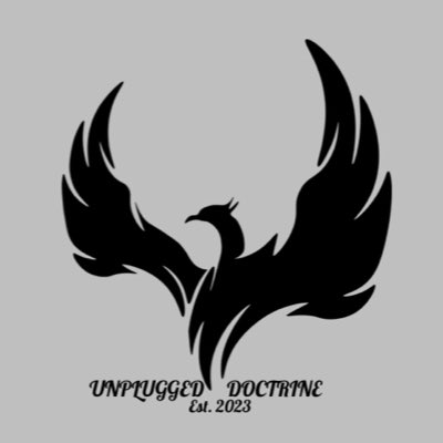 Unpluggedwears's tweet photo. #NewProfilePic 🎉 Celebrating 1 year of streetwear vibes! 🖤 Introducing our sleek new logo – a nod to our urban roots. To show love to our Port Harcourt fam, we've got an exclusive giveaway coming your way! Stay tuned for effortless style and exciting surprises! https://t.co/vIDlGwvTSF
