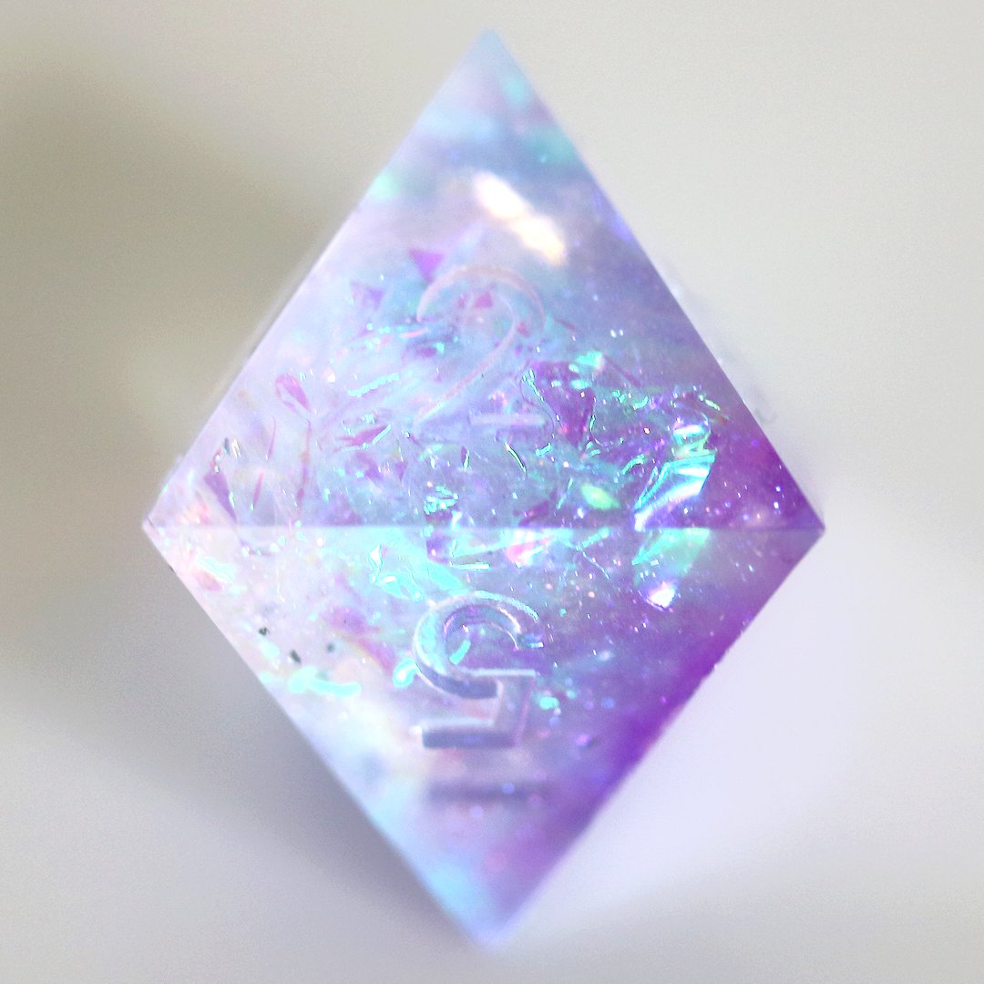 kreidice's tweet photo. Handmade resin dice
•
•
•
#dnddice #diceset #dicegames #diceporn #dicemaniac #polyhedraldice #polyhedraldiceset #diceaddict #diceaddiction #dicemaster #dicecollector #dicecollection #rpgdice #dicelove #ttrpg #boardgames #dicemaking #dicemaker #resindice #handmadedice #kreidice https://t.co/WYKZGgelFj