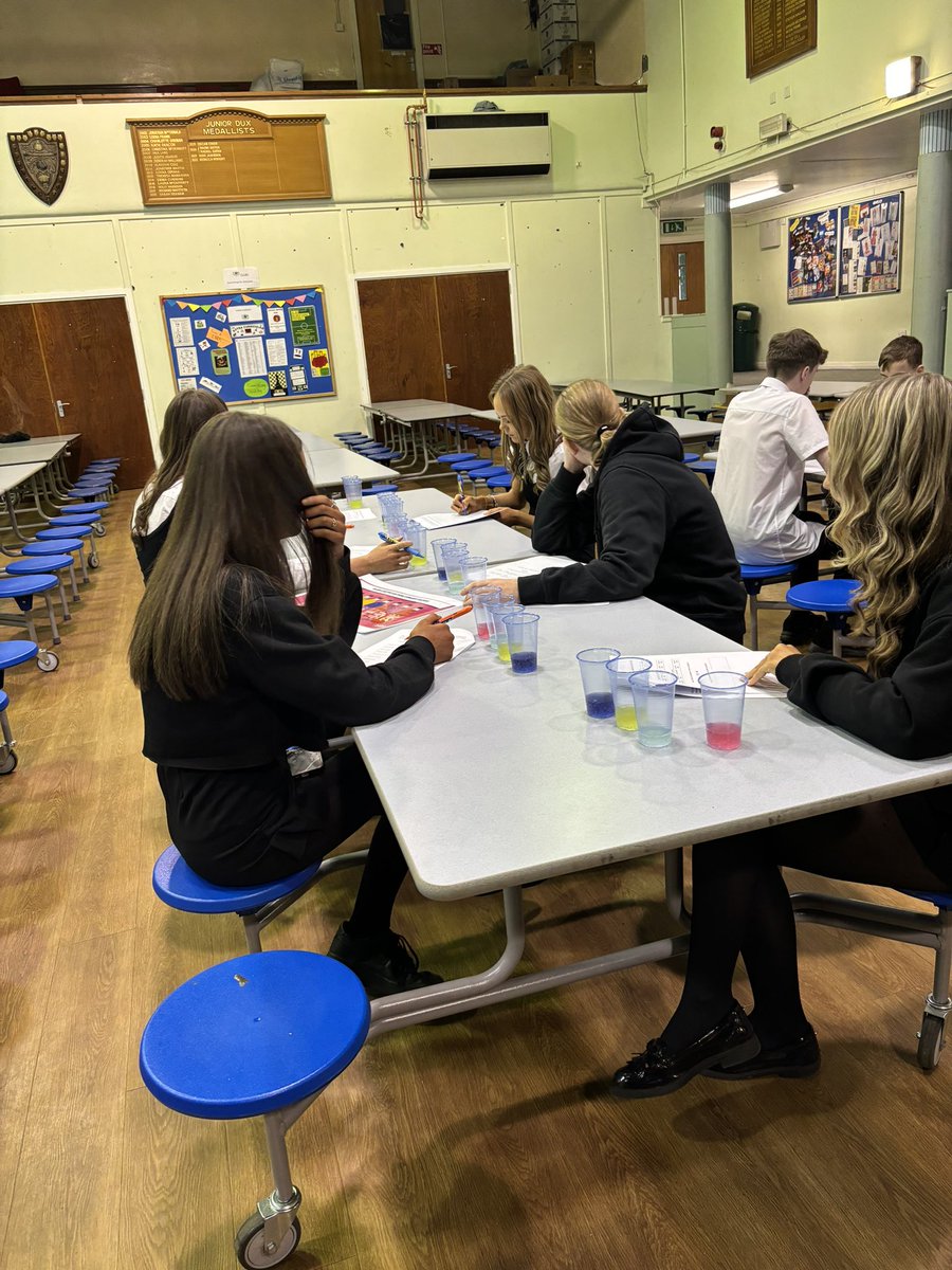 S3 pupils involved in conducting some market research on limited edition drinks for @agbarrtrade #marketresearch #tastetest #lenzieexclusive #puttingtheoryintopractice