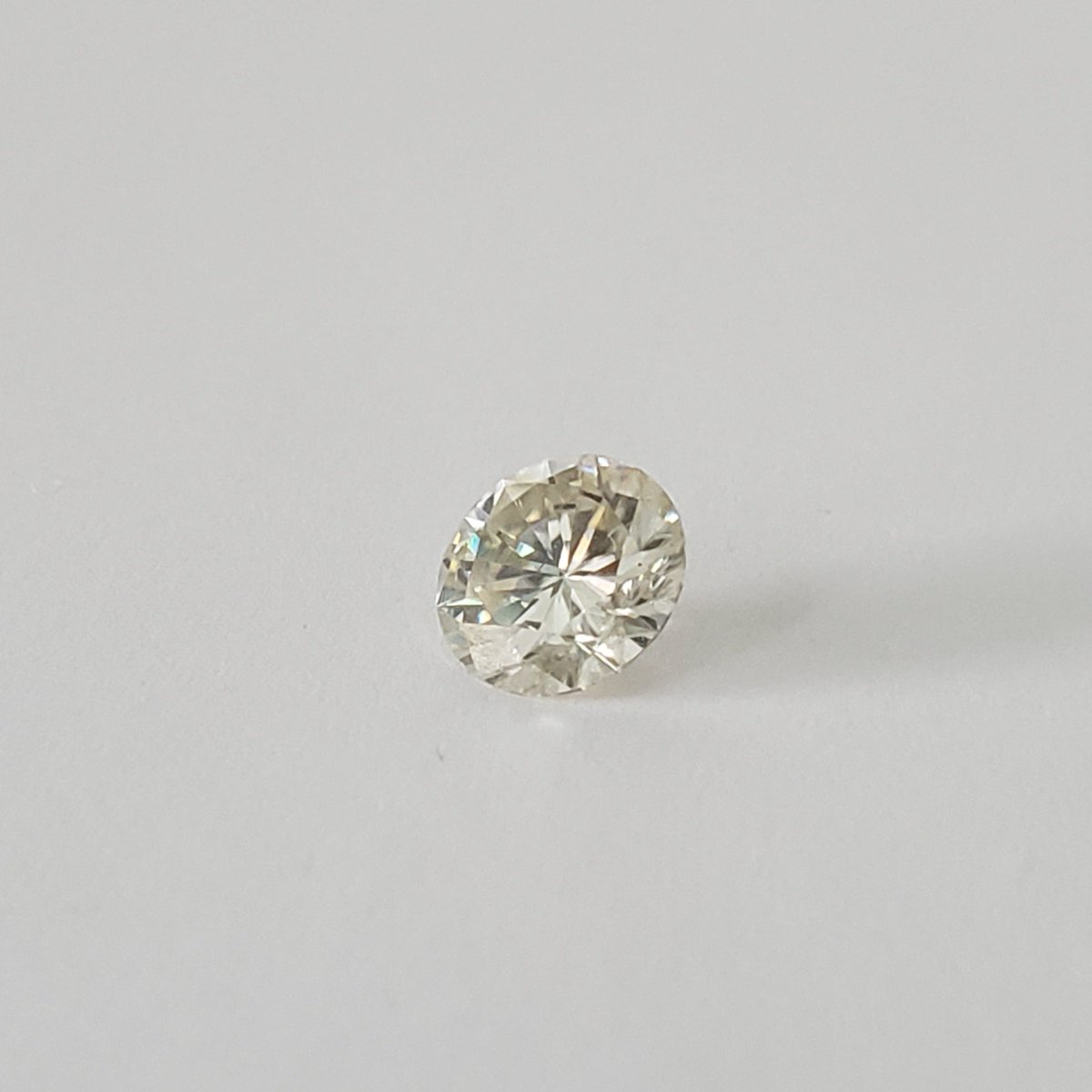 CanagemDotCom's tweet image. Moissanite | Round Diamond Cut | White | 7mm 
presented by Canagem.com 

Visit canagem.com/products/moiss…

#DiamondReplacement #DiamondAlternative