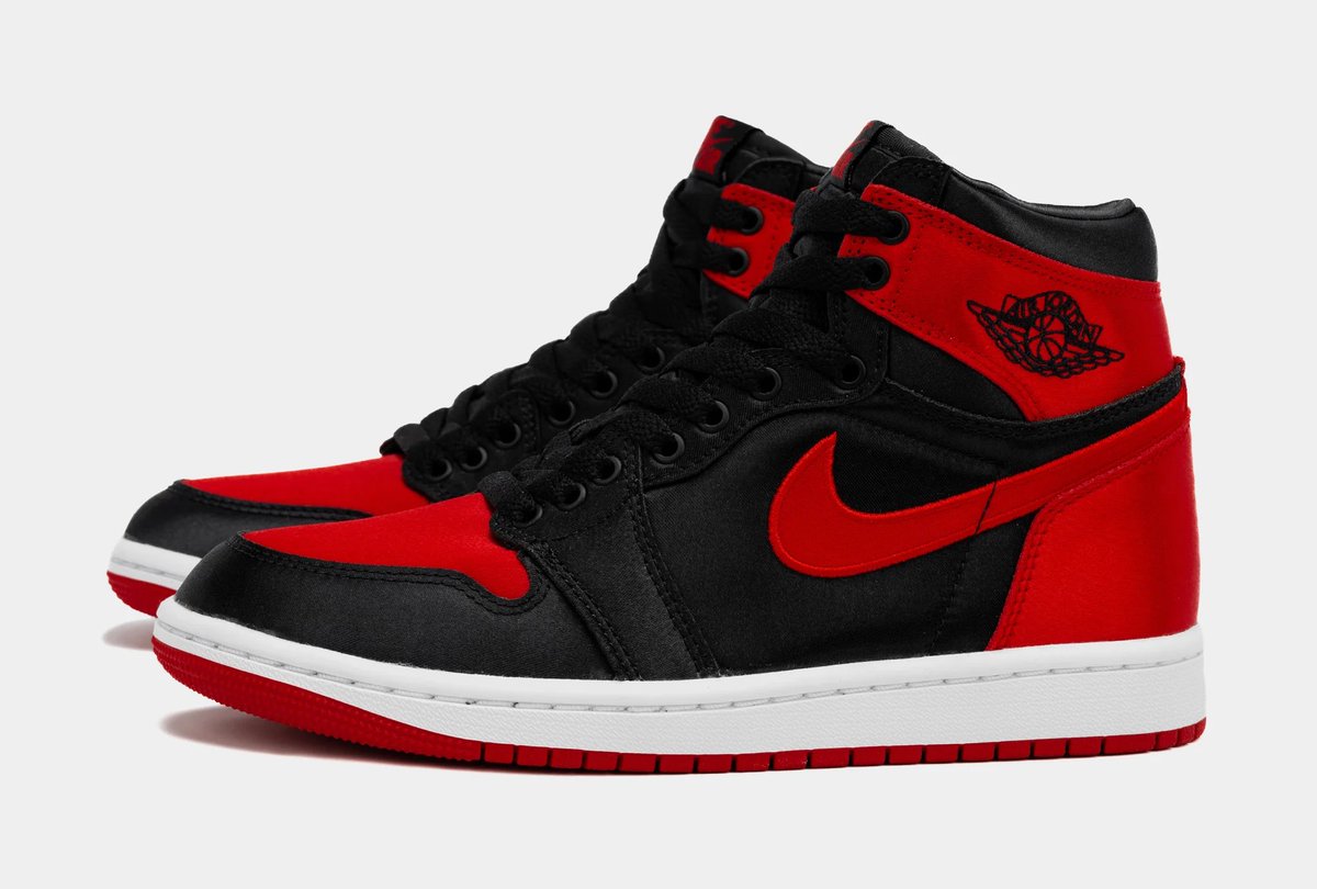 SneakerVisionz's tweet photo. Ad: $50 Off Select Jordan Retro's via Shoe Palace w/code: RETRO

Air Jordan 1 High 'Royal Reimagined'
-> Shop: https://t.co/0JNHnMWj78

Air Jordan 1 High 'Satin Bred'
-> Shop: https://t.co/WGboSAsfqU

Air Jordan 1 Retro High OG 'Mauve'
-> Shop: https://t.co/fkULS7hXsA

Women's Air Jordan 2 'Sail Black'
-> Shop: https://t.co/oyMehCOF5Q