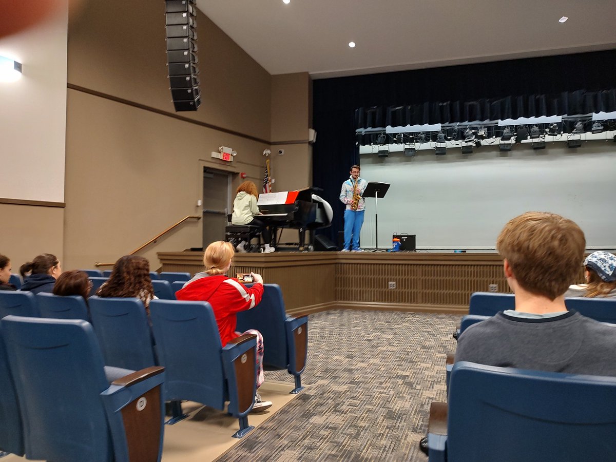 Michael L. Lurenz tweet media