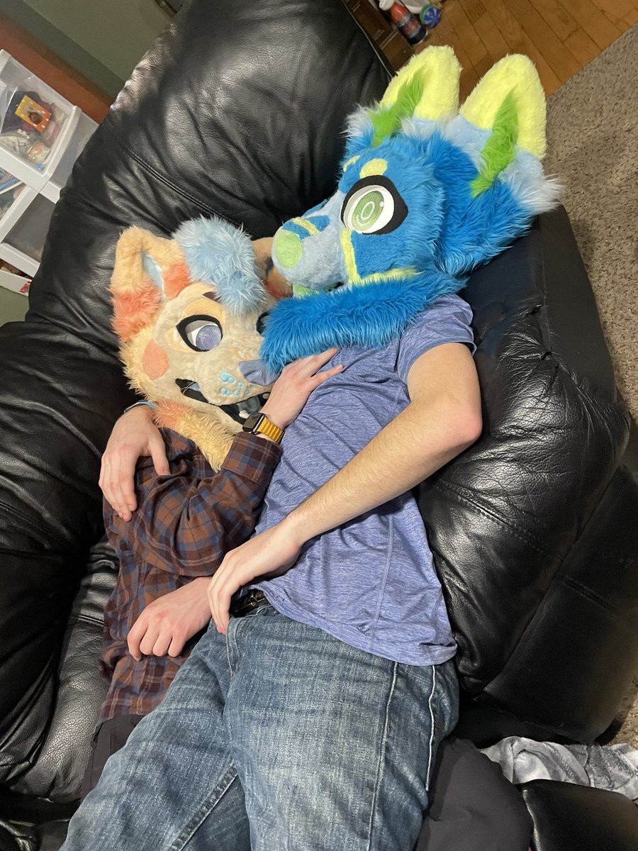 Its kinda weird to take a nap snuggled up with yourself but also not yourself