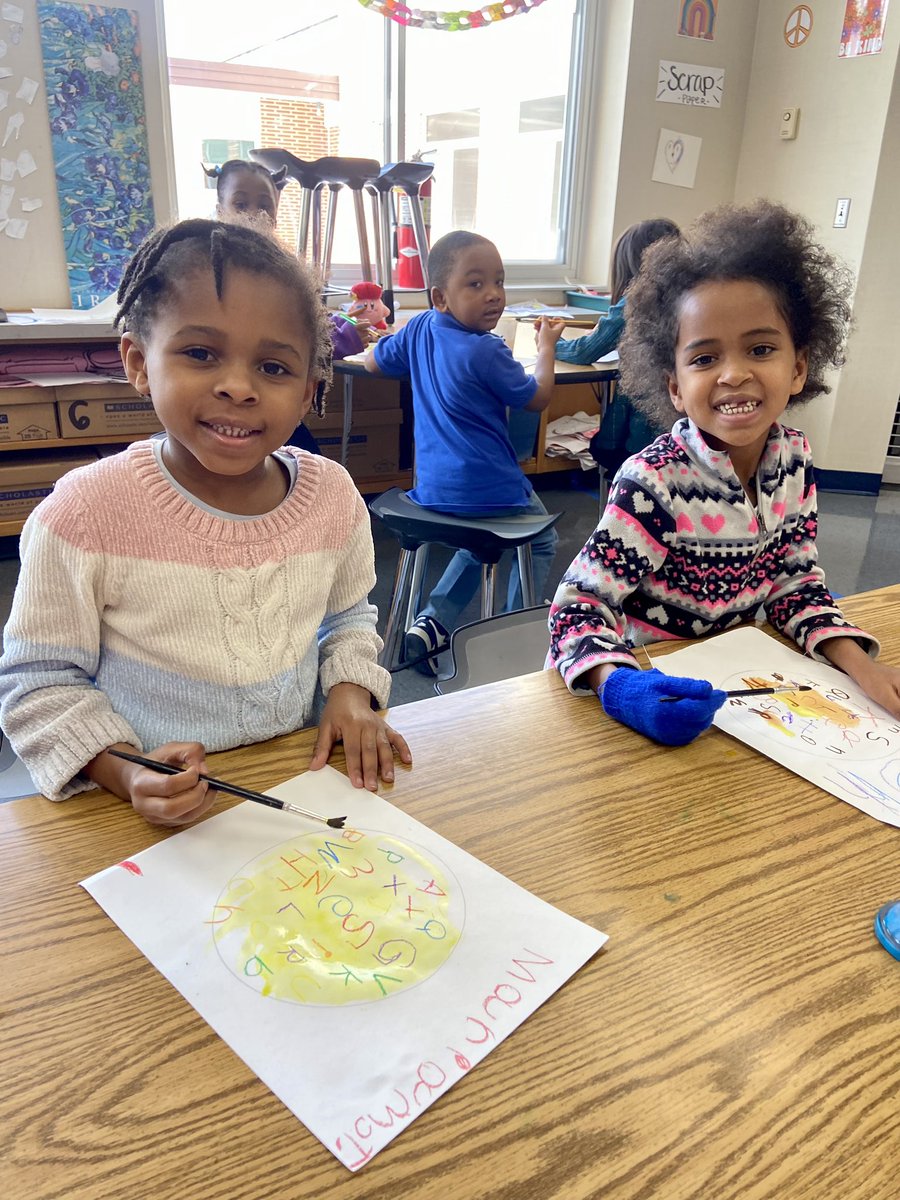 mswesselcreates's tweet photo. You know what would taste perfectly on these cold winter days? 🥶 How about some warm alphabet soup!? 🥣

#wle #wearewayne @wle_elem1955 https://t.co/8JdegGHoGL