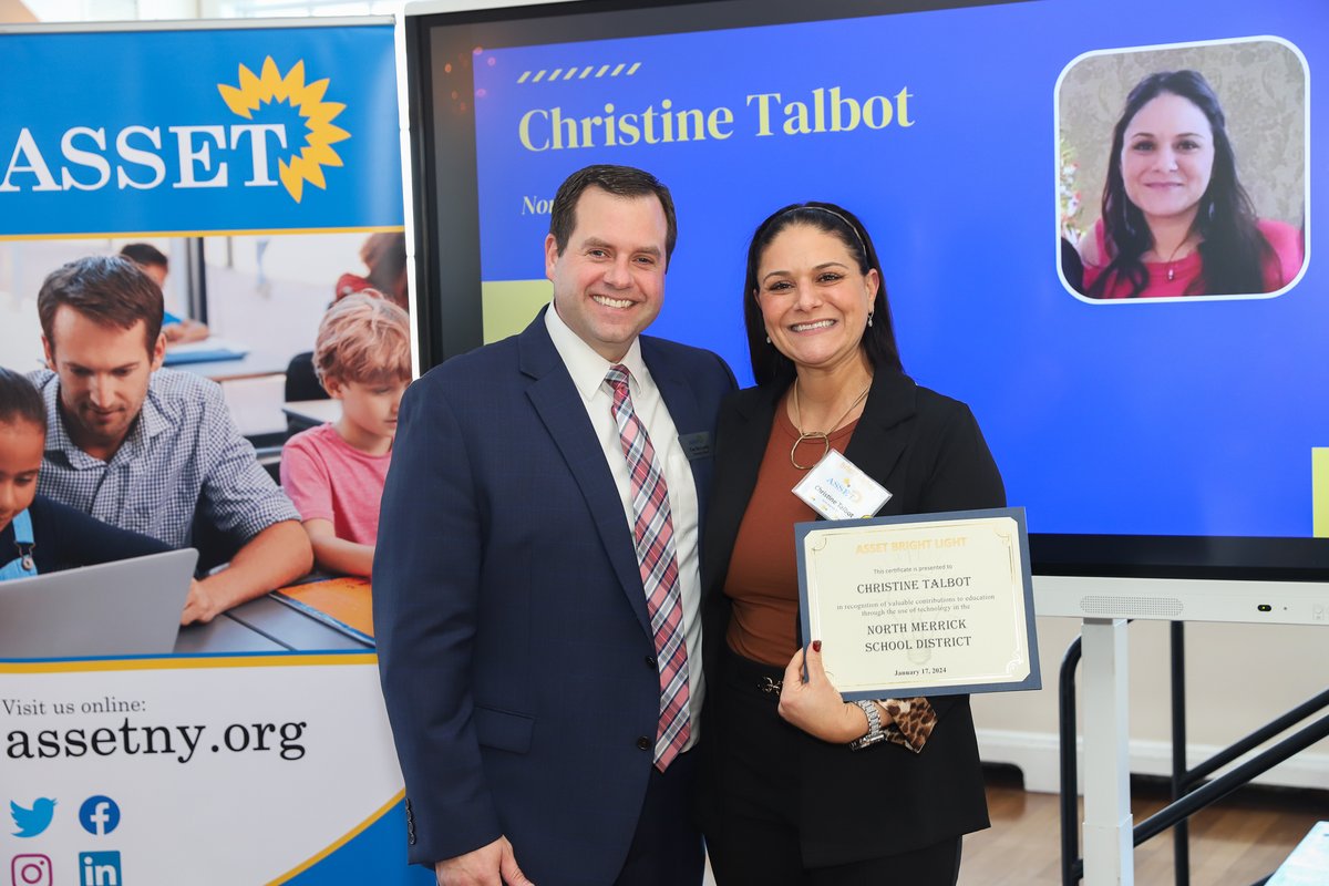 assetny's tweet photo. Congratulations to 2024 Asset Bright Lights Recipient Christine Talbot from @NMerrickSchools! #assetny #brightlights #northmerrick https://t.co/QVifigOBSy