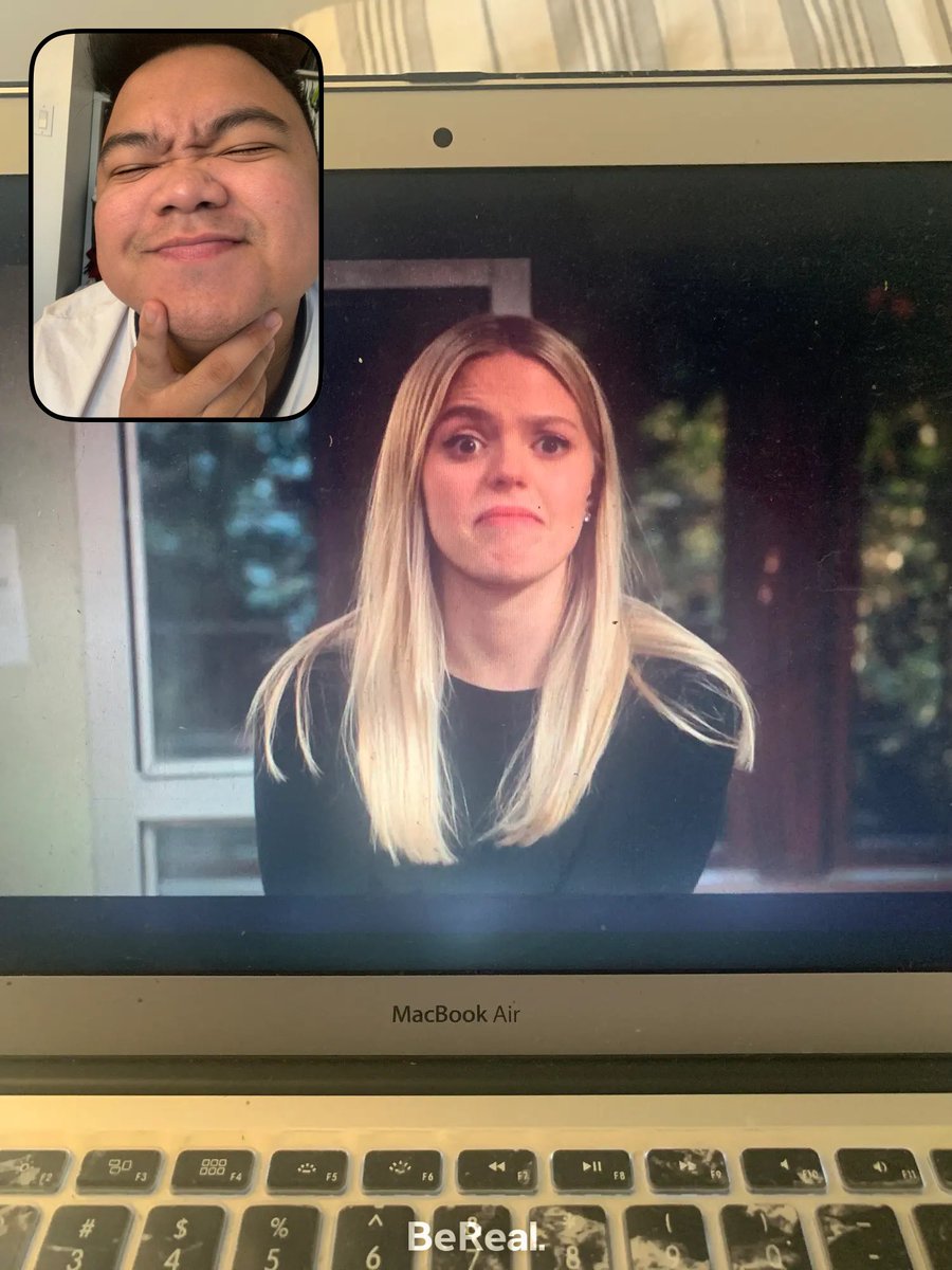 amieljamesA's tweet photo. I love u @reneerapp 😂😭 https://t.co/VSArL4emCI