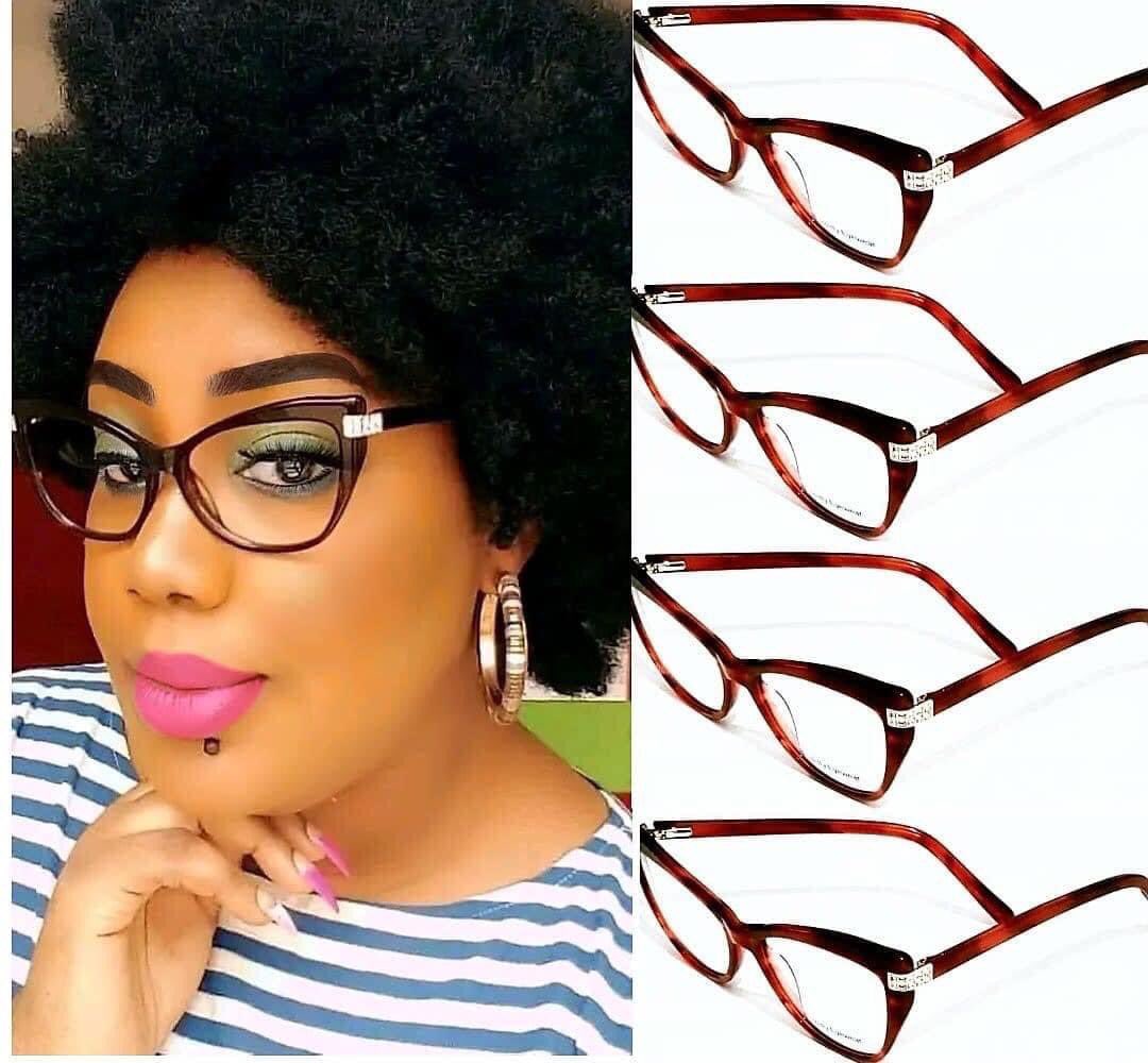 ModesteFlorenc1's tweet image. Un 😍 pour ces lunettes pharmaceutiques 😎#modestevisionabidjan 🇨🇮 ☎️+2250749351577 WHATSAP