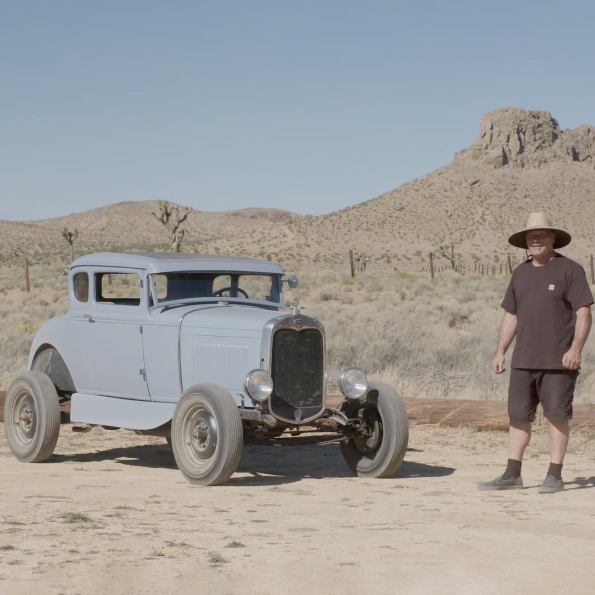 DiscovTurboTV's tweet photo. Taking inspiration from the pioneers of hot rodding! Watch the Season Finale of #FullCustomGarage TONIGHT at 9|8c on MotorTrend TV, or stream on MotorTrend+ ➡️ https://t.co/CIO2Z8kqj1 https://t.co/EEVtUy2JBi