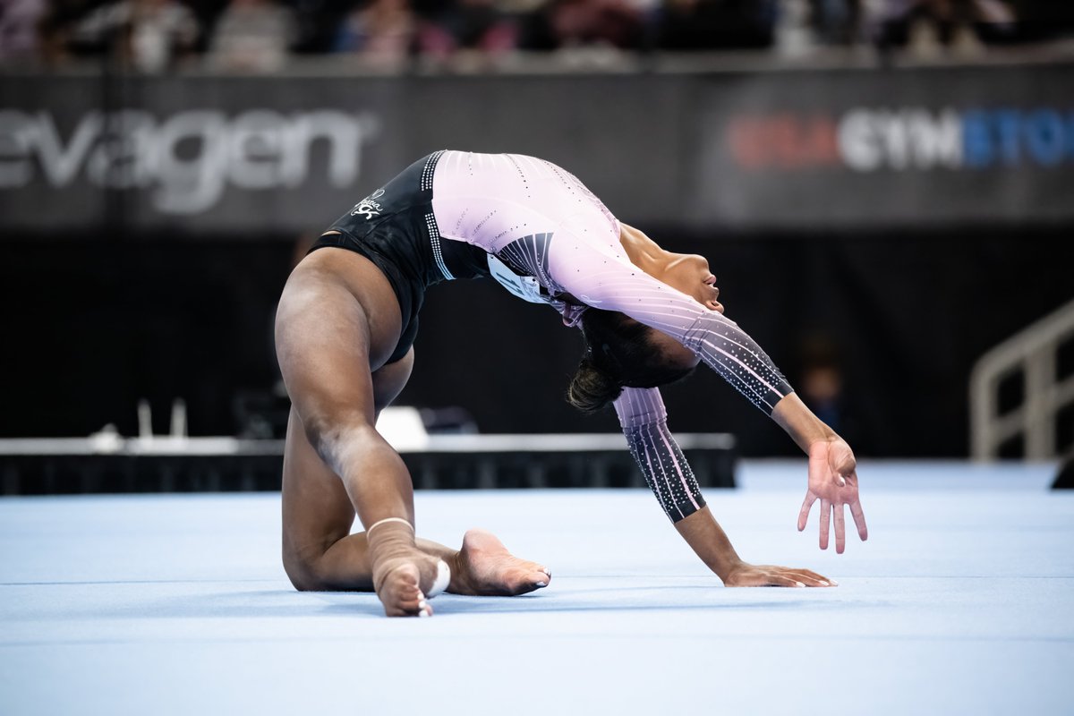 We're just two weeks into the NCAA gymnastics season and already 6️⃣ gymnasts from the 2023 #NastiaCup have made their marks! ⤵️ Madison Ulrich ➡️ Big 12 Newcomer of the Week x2 Lily Smith ➡️ SEC Freshman of the Week Anya Pilgrim ➡️ SEC Freshman of the Week Camie Winger ➡️ Pac-12…