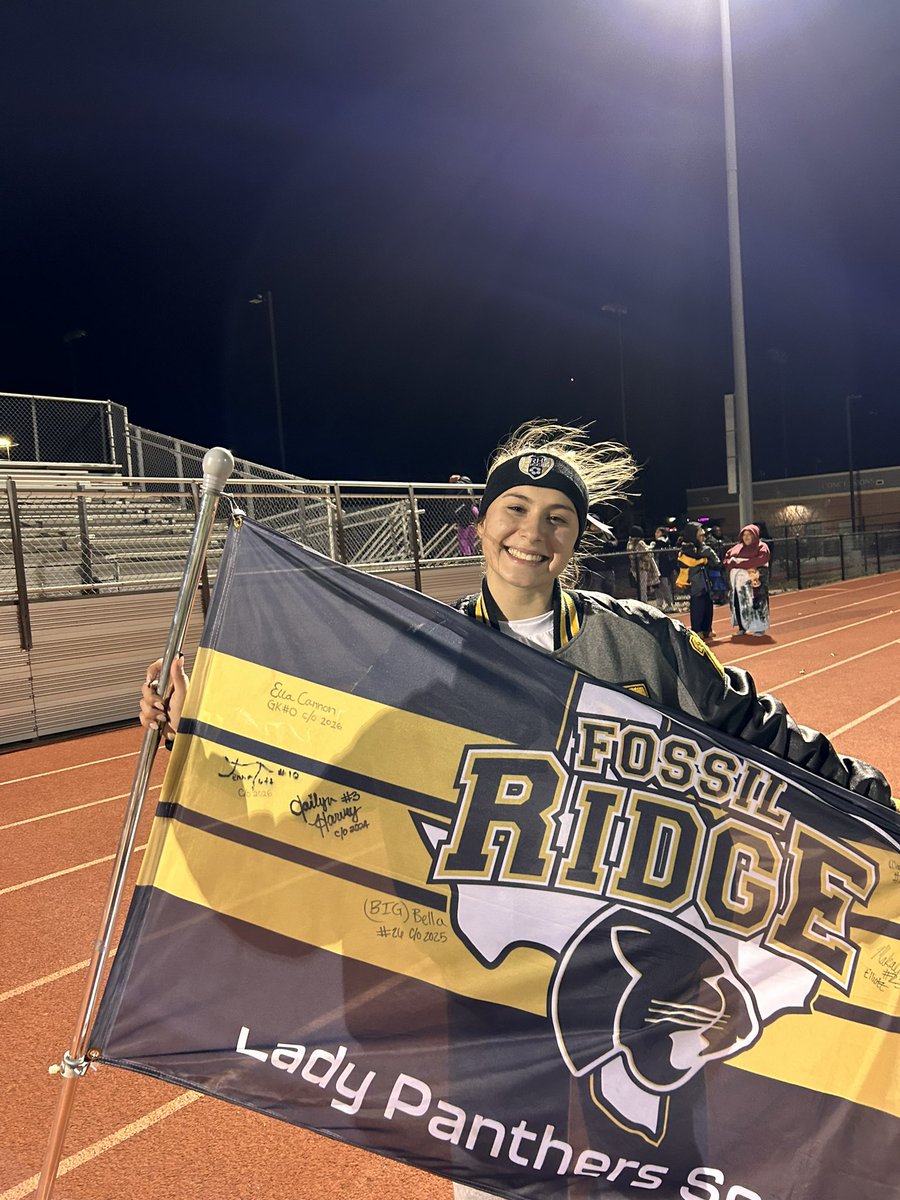 FRHS_Soccer's tweet photo. After a tough game against Byron Nelson, the coaches awarded Elizabeth with the team flag because of her non-stop fight throughout the entire game!

@ridgepanthers 
@FossilRidgeKISD 
@KISDAthletics https://t.co/9cxGy2TF7q
