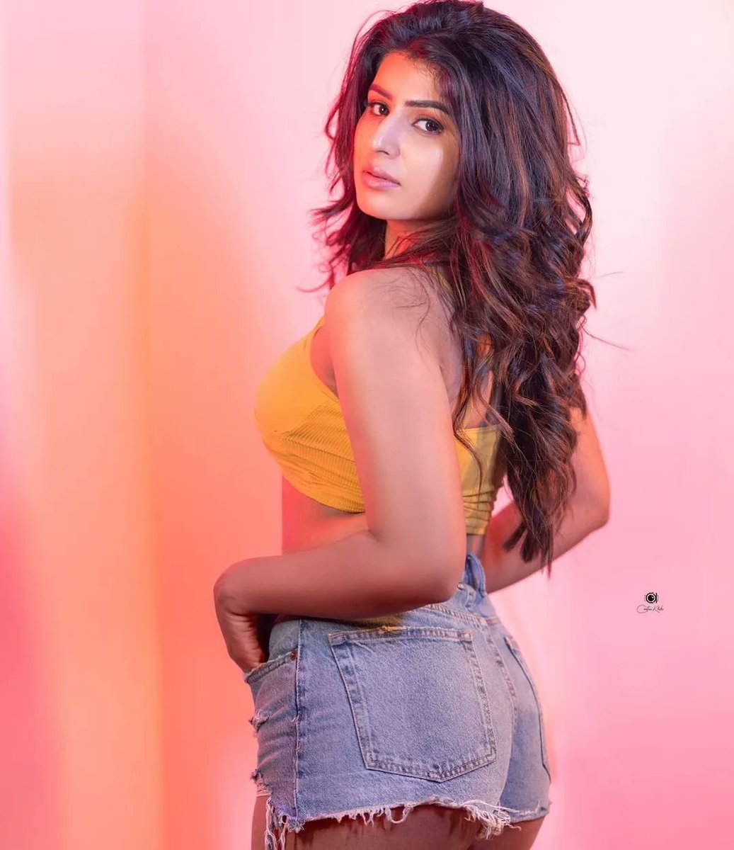 𝐒𝐡𝐚𝐫𝐧𝐲𝐚 𝐒𝐡𝐞𝐭𝐭𝐲😍❤️ @iamsharanyashetty #SharanyaShetty #Heroine #kannadaHeroine #KannadaCinema #TakeOneCinemazz #NammaHeroines