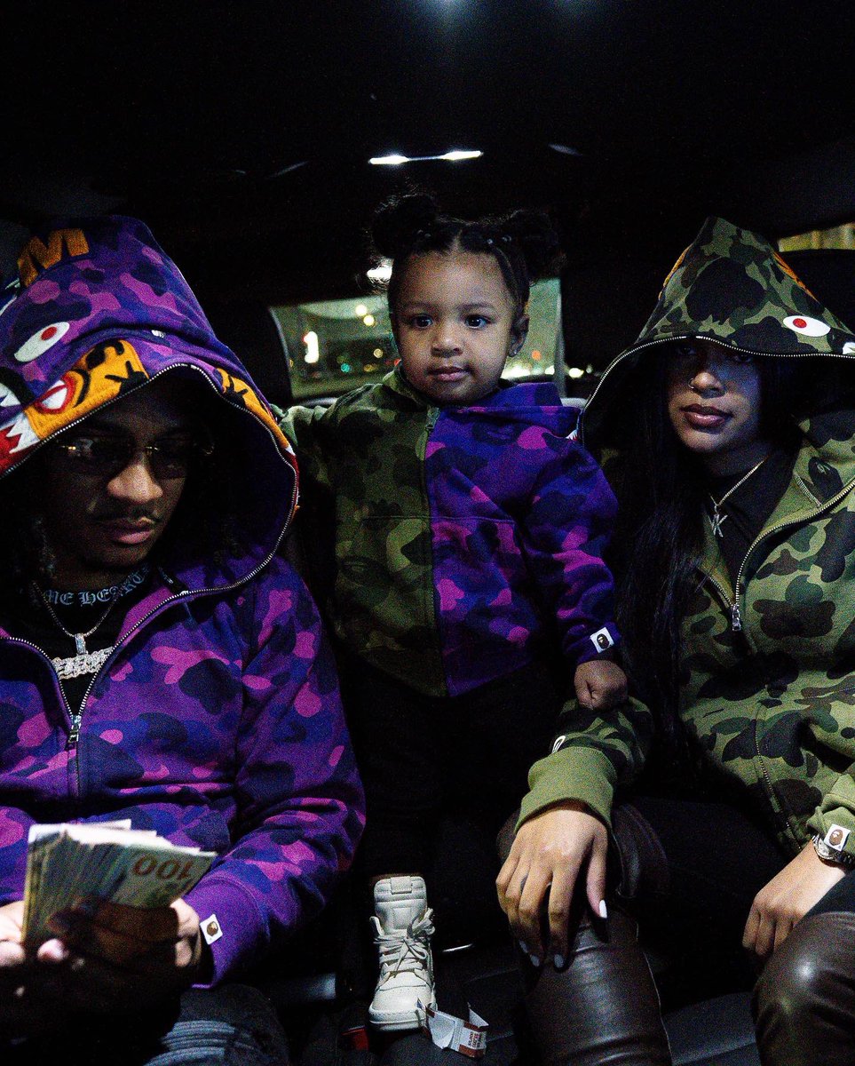 selfmadekev_'s tweet photo. 💜💚 https://t.co/ZtKBAMf9s6
