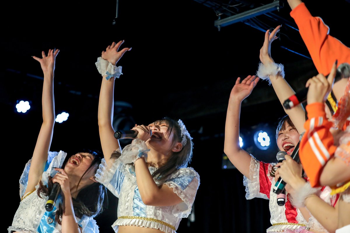 shoshinsha2022's tweet image. ポプキャン×百鬼乙女ツーマン
2023.12.30 秋葉原COSMICLAB

#POPCANDY 
#ポプキャン 

#百鬼乙女 

公私共に仲の良いグループ😊

正面から撮りたかったシーン

#idol #アイドル #地下アイドル 
#写真好きな人と繋がりたい 
#写真撮ってる人と繋がりたい 
#ファインダー越しの私の世界 
#ライブ撮影