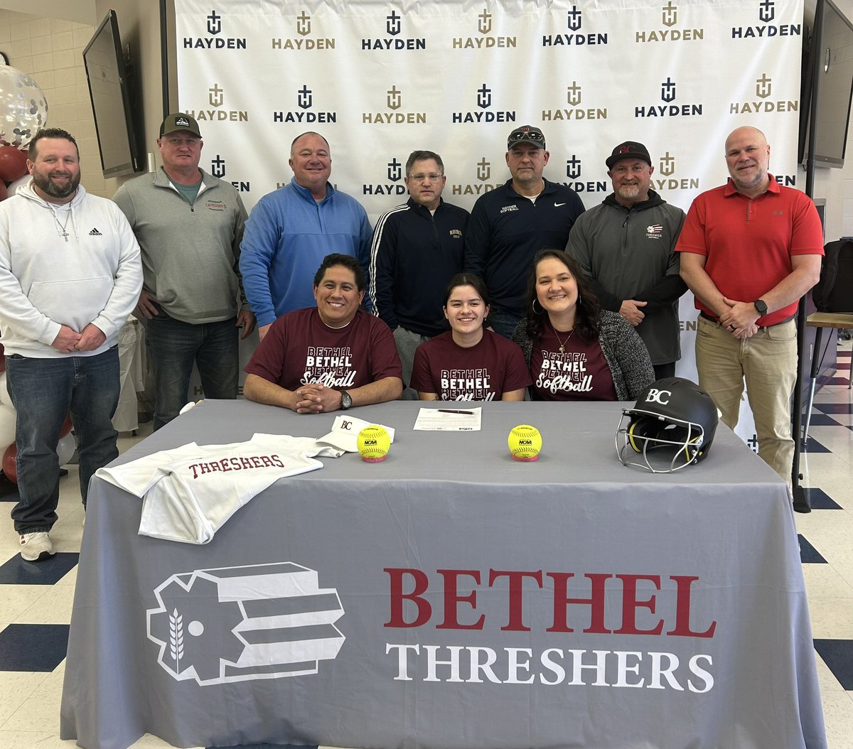 Another big time signing! Please welcome 2024 MIF Ava Delgado from Topeka Hayden HS. Athleticism, speed and power! #LetsGo #RollOn