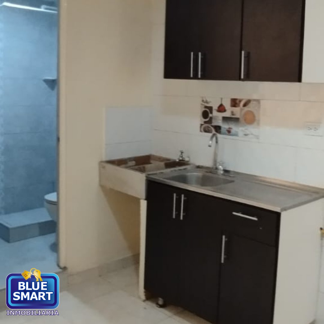 BlueSmartPrin's tweet image. ¡Se ARRIENDA apartamento en SUBA San cayetano!

¡Te presentamos una increíble oportunidad de arriendo! Este Apartaestudio remodelado está disponible para estrenar,  el espacio cuenta con: 2 habitaciones,  Sala comedor, 1 baños, Zona de lavado
wa.me/573188957374