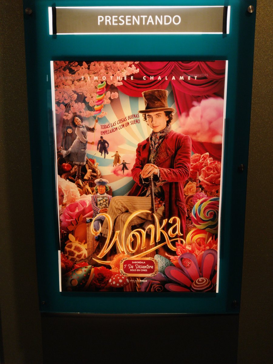 luis1201_arturo's tweet photo. Hoy fui a ver Wonka y me pareció una muy buena película, muy entretenida y se las recomiendo para aquellos que no la han visto.
#Wonka @EmilioTrevino_ @ReginaTiscareno @soyidzi @capitanasce @oscargrunge @eltunafish #HeydayFilms #WarnerBros https://t.co/Mx4lHmc8k6