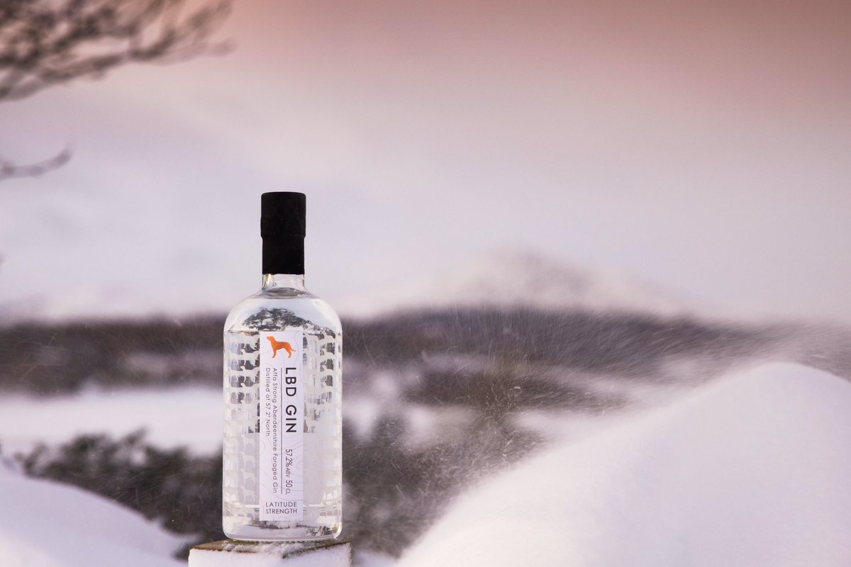 LBDspirits's tweet photo. Some snowy Aberdeenshire photos to get you in the mood for our gold medal winning #latitudestrength gin.
Distilled at 57.2° North, bottled at 57.2% abv
Frozen pipes, drifted roads and buried botanicals but it's worth it as it is affa bonnie
#lbdgin https://t.co/10zhQfHPqV