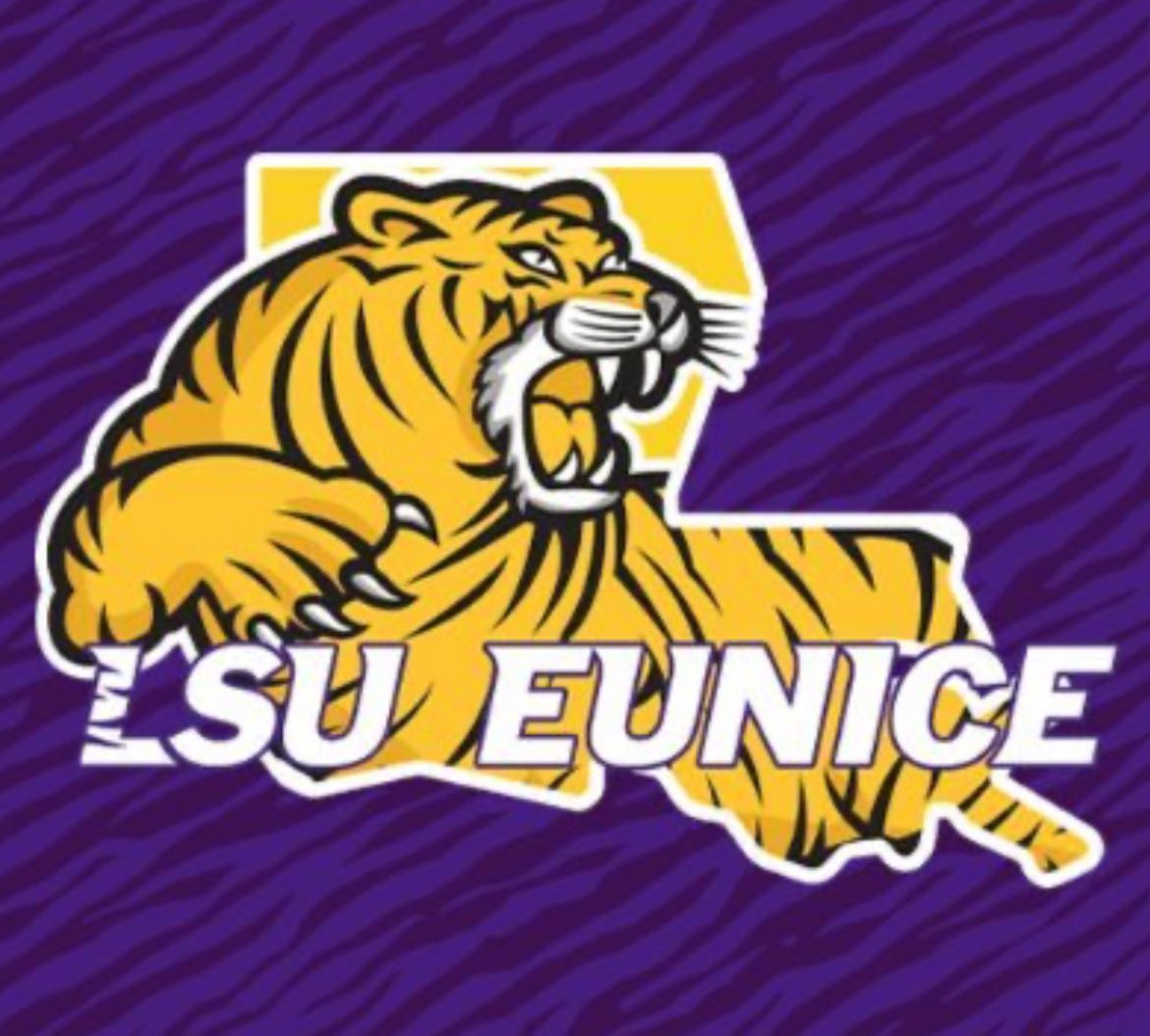 kiddkiyah4's tweet photo. After a great conversation with @LSUEBengalsWBB I am blessed to receive my 3rd offer from LSUE 💜💛
#gobengals https://t.co/5aUleWuxC0