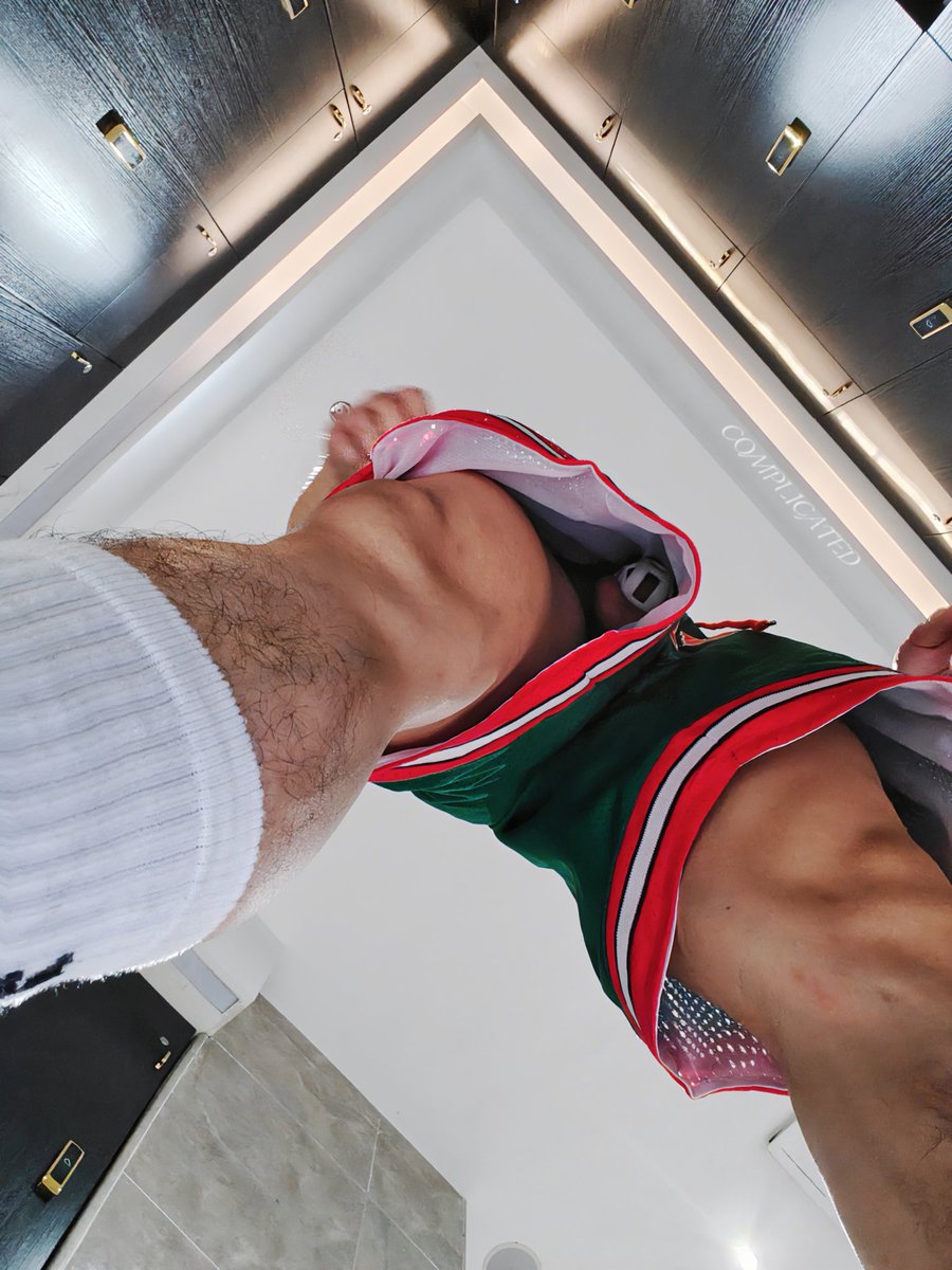 It'scomplicated tweet media