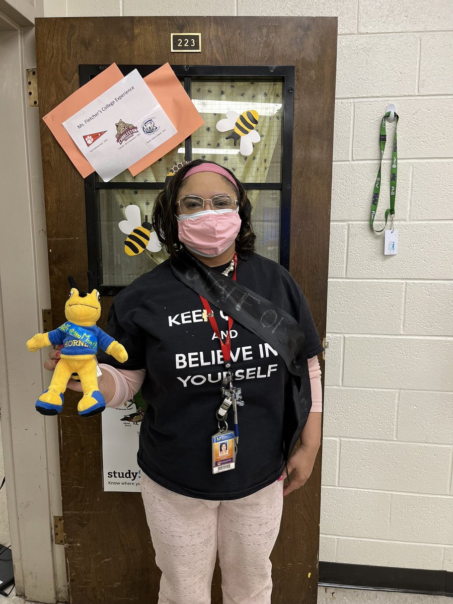 ms_motte's tweet photo. *pretend it’s January 1st* @HandMiddleSC’s staff member of the month for January is Fletcher!! ❤️ https://t.co/JP07OWkHJ3