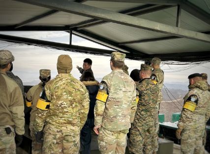 UN_Command's tweet photo. This week, #UNC held training in the #DMZ for teams responsible for #Armistice compliance inspections, special investigations, and other activities necessary for preserving peace on the Korean Peninsula. This training included UNC members from 🇨🇴🇩🇰🇫🇷🇳🇿🇰🇷🇺🇸, as well as #NNSC🇨🇭🇸🇪. https://t.co/wpMkzxwqTQ