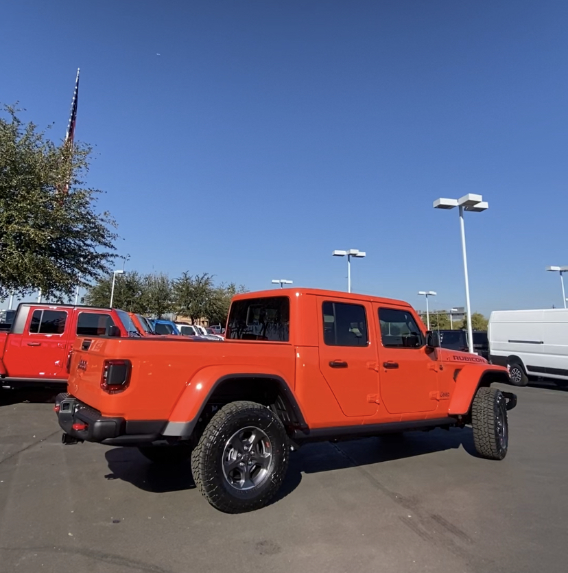 We have over 60 #JeepGladiators available. Come take your pick of our available colors and makes, whether it be the #mohavegladiator or the #rubicongladiator! 

#jeepsforsale #billluke #jeeptruck