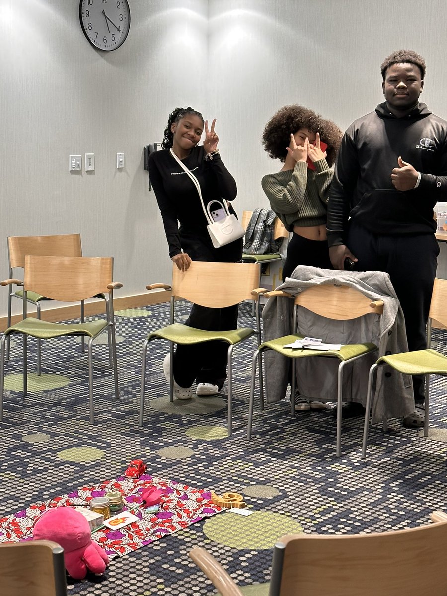 ODEI_HCPSS's tweet photo. Thank you to everyone who made our first community building night a success! Shout out to the Howard County Library System and East Columbia Branch for hosting. We can't wait to connect with you again. ❤️
#ODEI #HCLS #LetsConnect @HoCo_Library https://t.co/wVwqYxLKfm