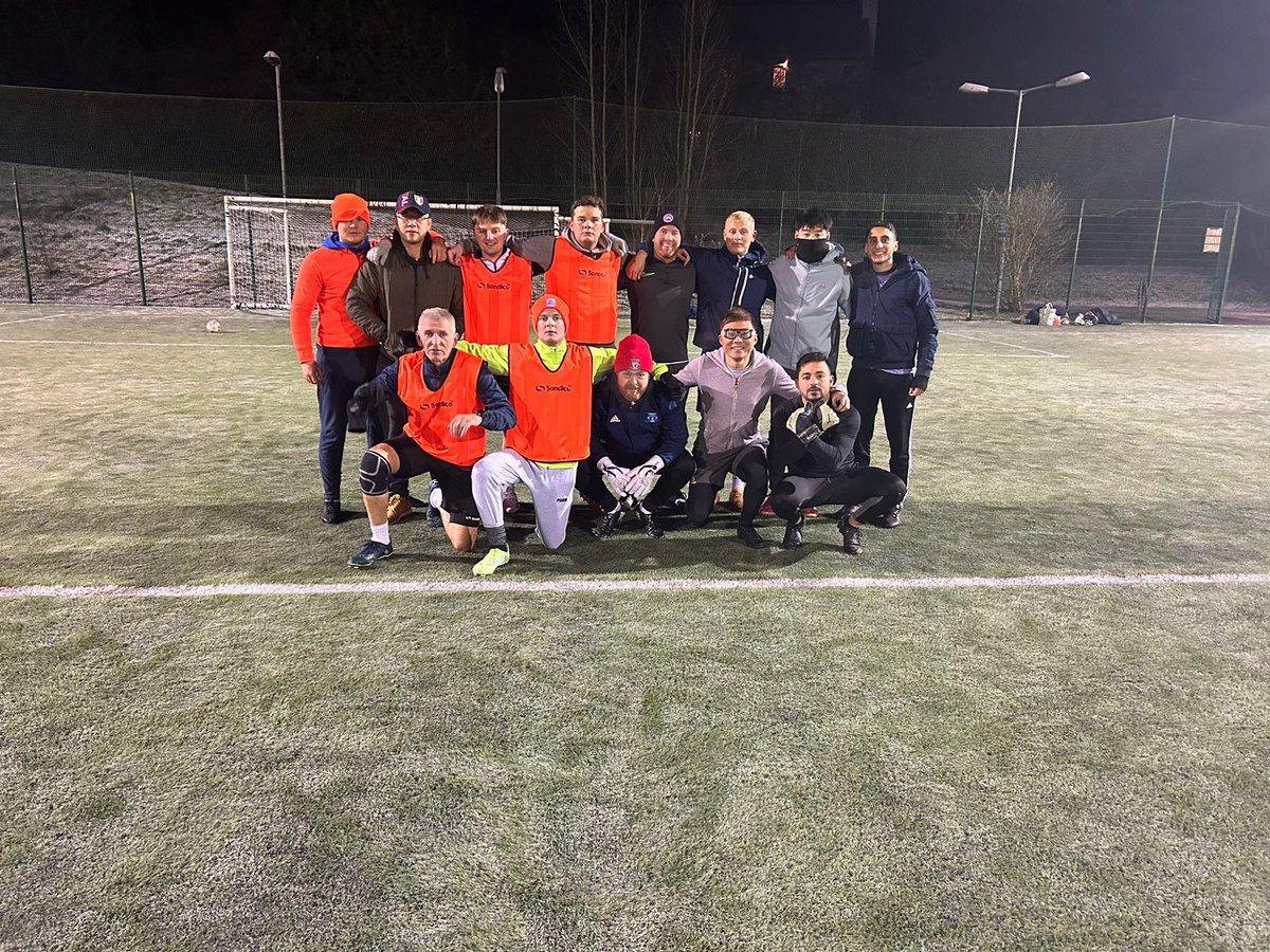 HTigersfc's tweet photo. Our lads at training this evening in preparation for our cup game on Sunday vs UCC United. 

We’re not just a team but a family 💯

Up The Hungry Tigers 🐅 https://t.co/2lBk6uhzwb