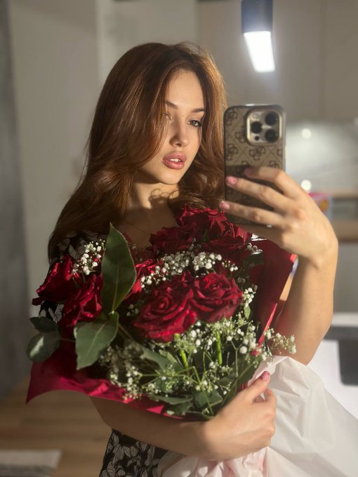 Who send this ?🥰🥰🥰 https://t.co/aCnDz2OY2q