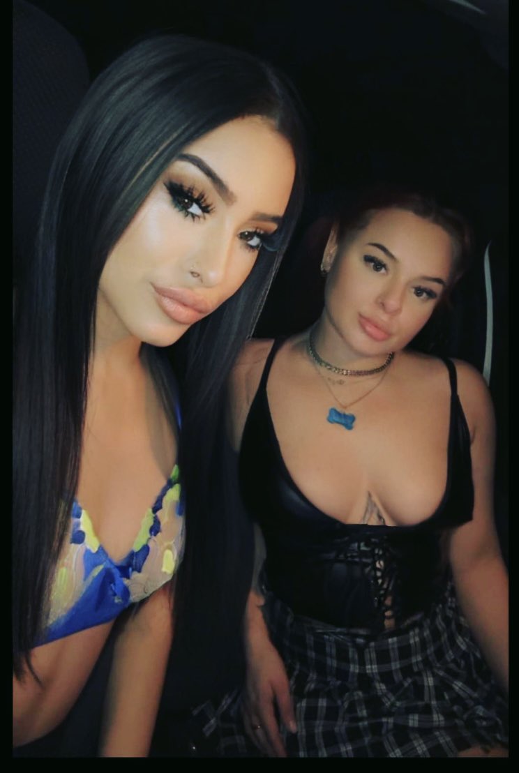 leandrafaria1's tweet photo. Your fav goddess’s are back and ready to make you little bitches weak agian💁🏻we’re available for cashmeets all this week so hurry up and empty your wallets for us x 
#findom 
@BlakeTaela https://t.co/RtWk71yDwE