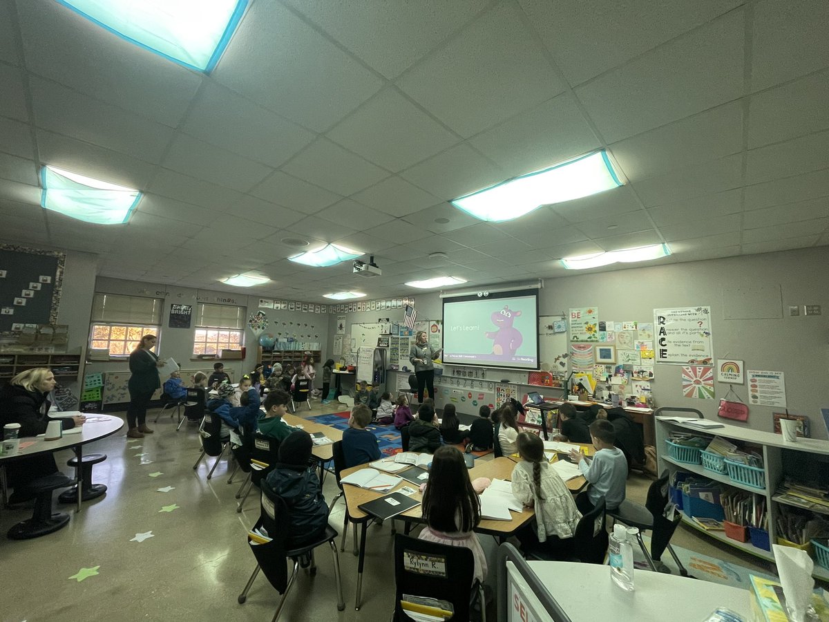 Kellie Phares 🎡 tweet media