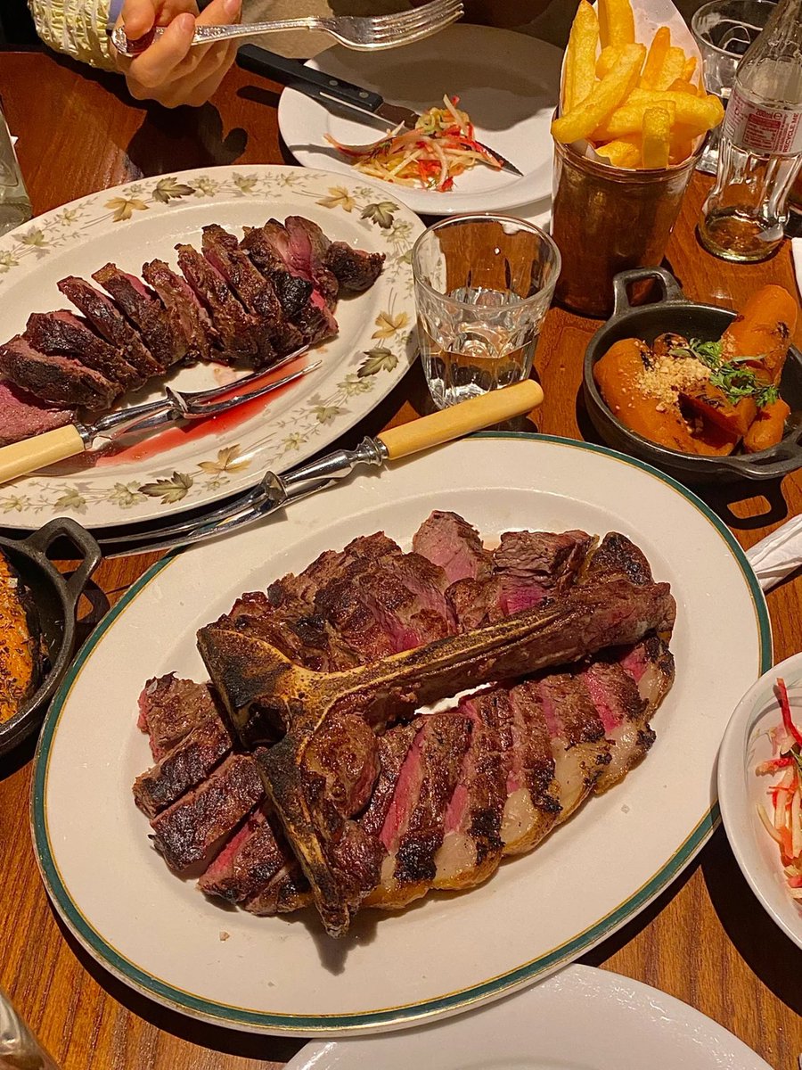 zefrank749's tweet photo. Nothing is better than a family dinner https://t.co/t9GORbqmXM