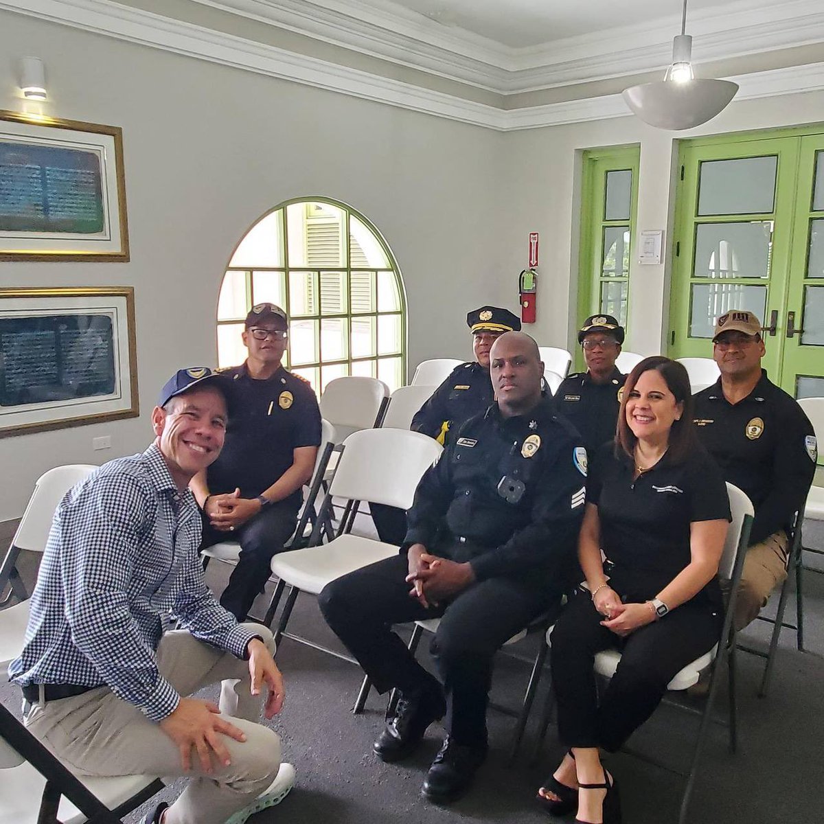 ¡Gracias a toda nuestra policía municipal de San Juan por su entrega y compromiso! Estamos orgullosos de ustedes. Dios les bendiga