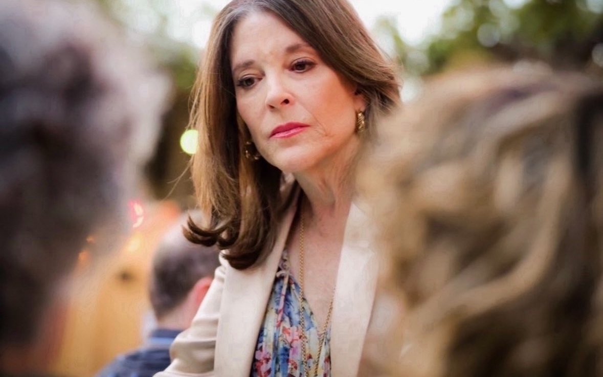 sandyjfisher's tweet photo. Marianne Williamson is the presidential candidate that consistently tends to the needs of the well being of the American people.
#Marianne2024
#UBI https://t.co/GplZDHri2a