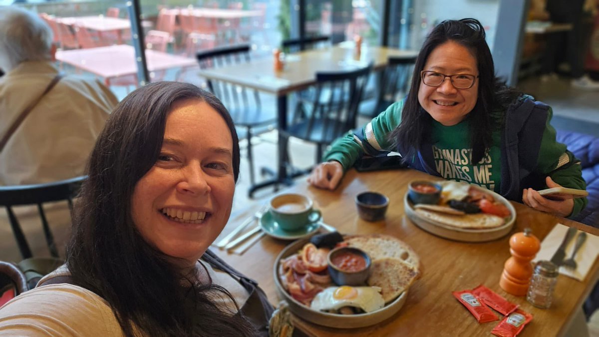 Angie Hung aka Hungy 🌈 tweet media
