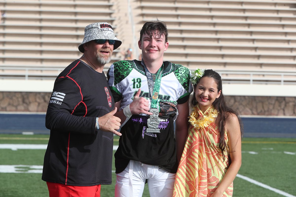 I want to thank @HawaiiTikiBowl for having me out and giving me one last opportunity to show what i can do and to represent @fulshear_fball and @coachcodutti