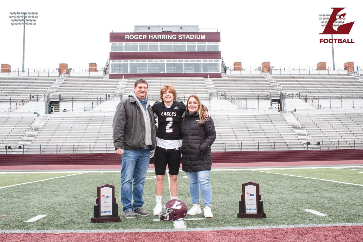Let’s work!! Go Eagles!! 🦅 #TheExperience <a href="/UWLCoachJanus/">Matt Janus</a>  <a href="/CoachMZweifel/">Michael Zweifel</a>