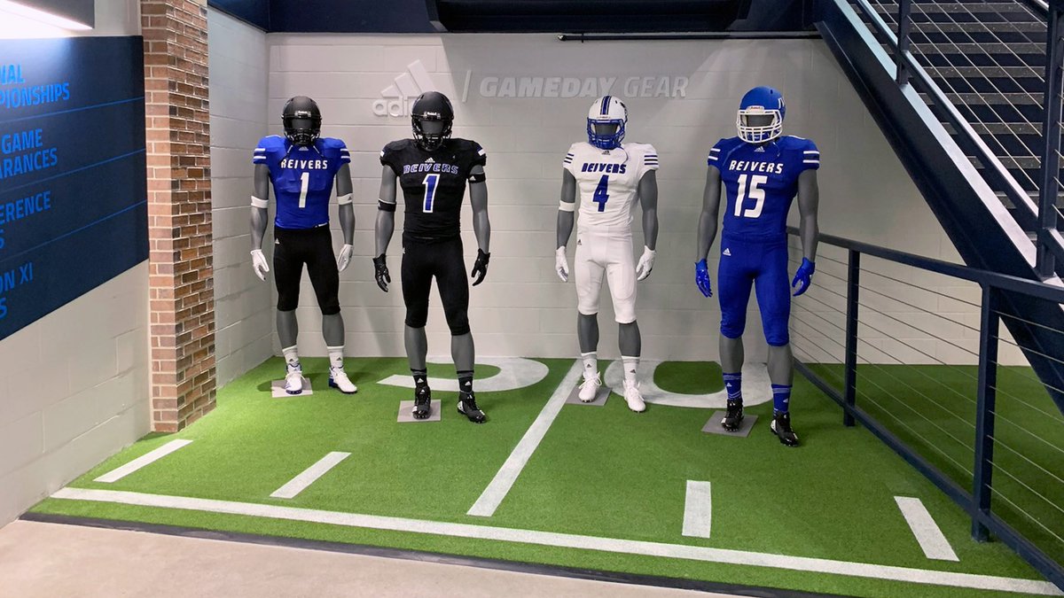 I had an absolute blast today <a href="/ReiverFootball/">IWCC Reiver Football</a>! Had a awesome visit, talked to some of the best coaches in the country. Thank you to coach <a href="/CoachAaronTerry/">Aaron Terry</a> for having me down! Can’t wait for further conversations! <a href="/Coach_KD75/">Kendrick Davis</a> <a href="/CoachReeseB/">Reese Baumgartner</a> <a href="/BlackbournMike/">Mike Blackbourn</a> <a href="/CoachStrohmeier/">Scott Strohmeier</a> <a href="/GSV_STL/">Gateway Sports Venue</a>
