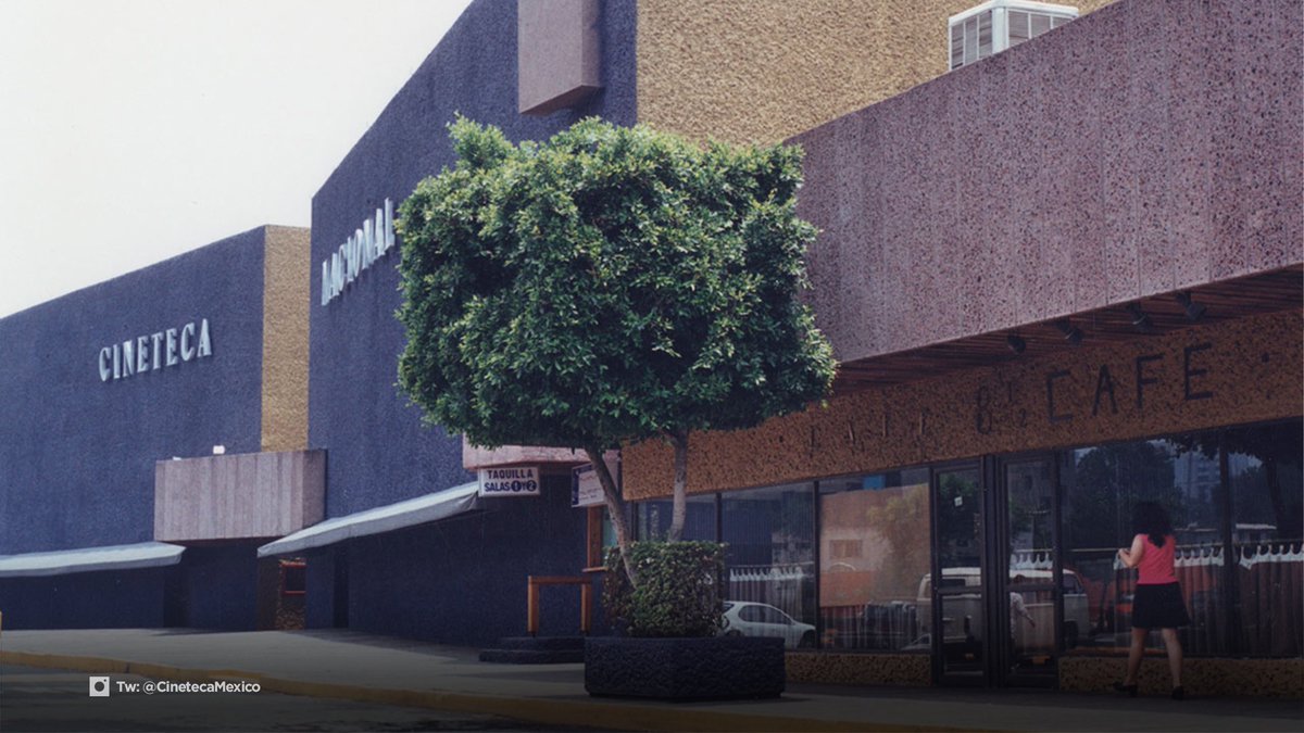 JordanOnofre's tweet photo. ¡Feliz cumpleaños, @CinetecaMexico! 🥳🎞️

Ahora que hago cuentas, te conocí cuando recién cumpliste tu 40 aniversario… qué tiempos.
Larga vida a la GRAN Cineteca Nacional.

Aquí algunas 📸 que van desde 1974 hasta el día de hoy. 

#50AñosConCineteca https://t.co/RA01SzWGm1