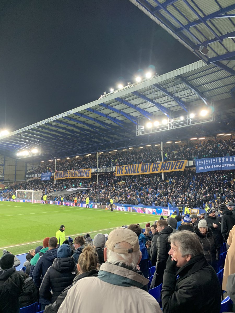 stemo62's tweet image. Atmosphere a bit flat tonight but it’s not been a great week, decent performance and still in the cup, UTFT!