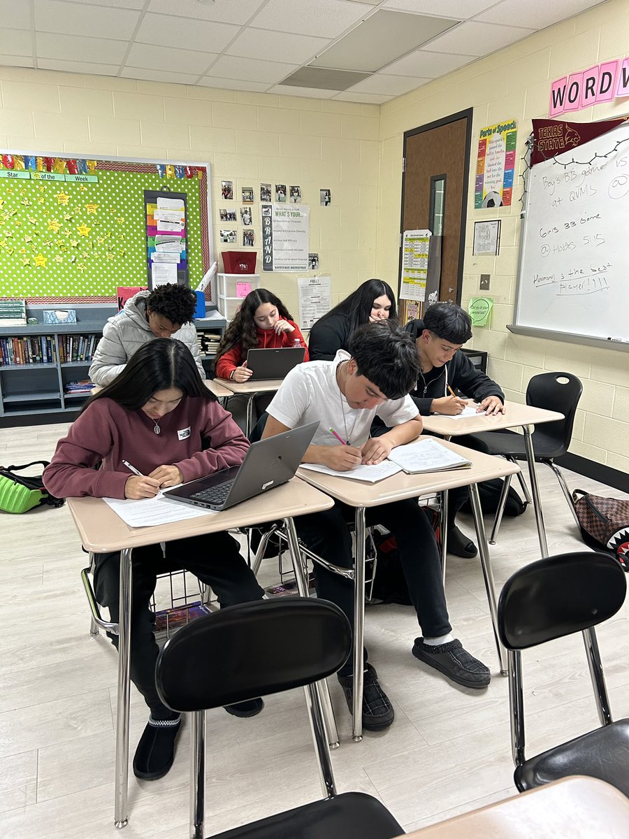 DCMSMavericks's tweet photo. Mrs. Konieczny’s students hard at work in after school tutorials. #DCMS #WER1 #AfterSchoolTutorials #StudentSuccess https://t.co/Pd6coTBwv8