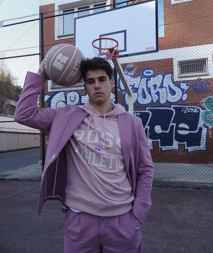 foto de mais cedo pra agora casar meu filhote com a mulher dele! muito orgulho de ser pai

#𝓌𝑒𝒹𝒹𝒾𝓃𝑔𝓀𝓎𝒶𝓉𝓉