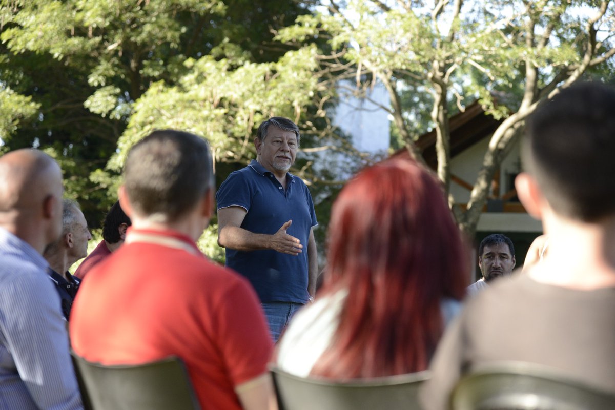 1. Compartí un encuentro con compañeras y compañeros de organizaciones sociales, políticas, educativas y sindicales donde dimos inicio a la Mesa Multisectorial de #EstebanEcheverría. Allí expresé mi preocupación ante las pretendidas reformas —violatorias de la Constitución