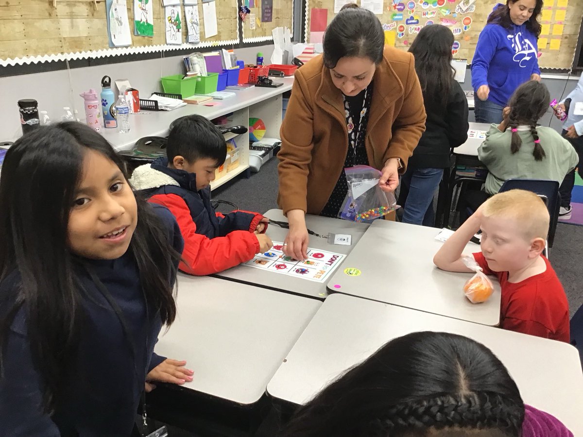 Laura Hernandez tweet media